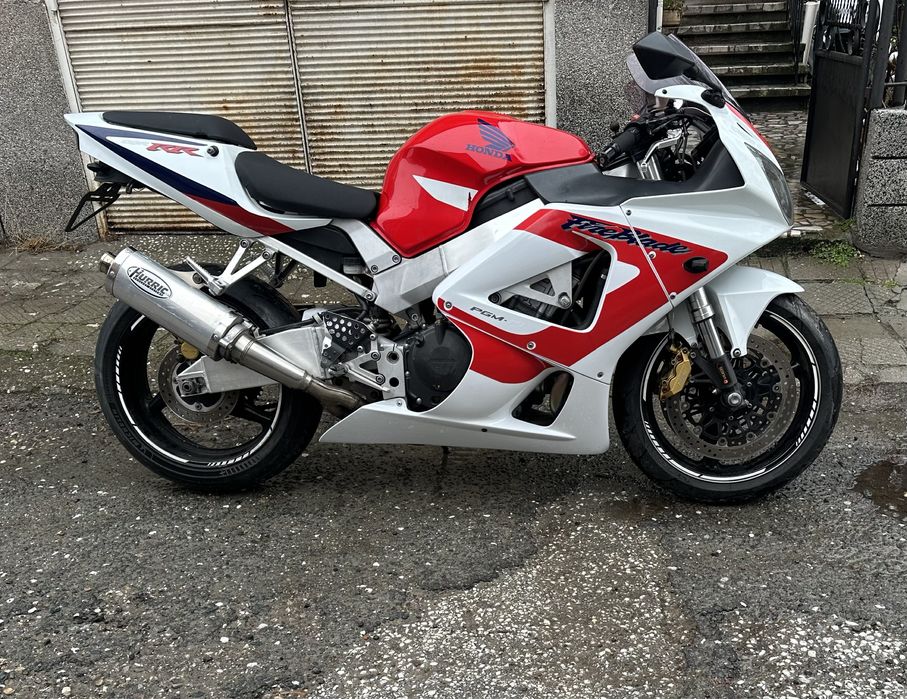 HONDA , CBR 929 RR , SC44