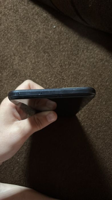 Продам телефон VivoY33s