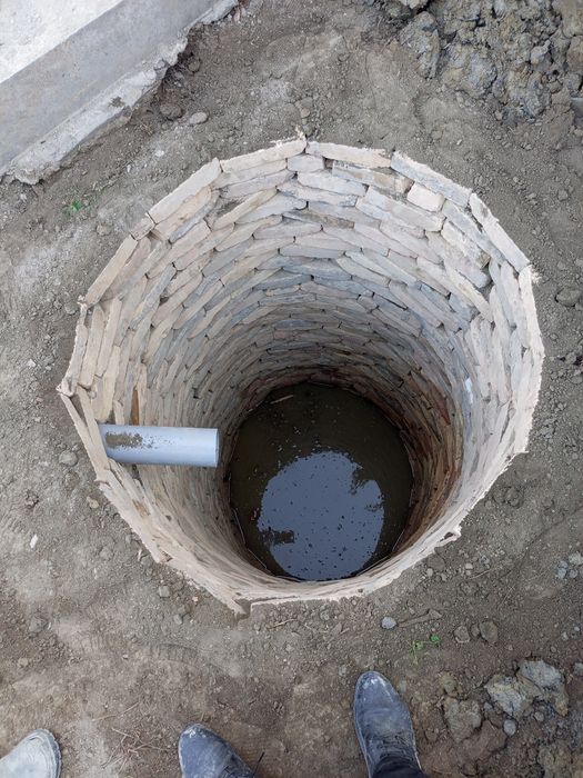 Beton devor teshish