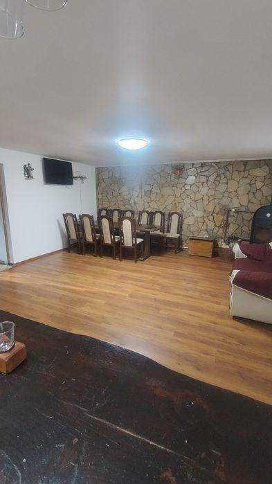 Cabana de închiriat!!!