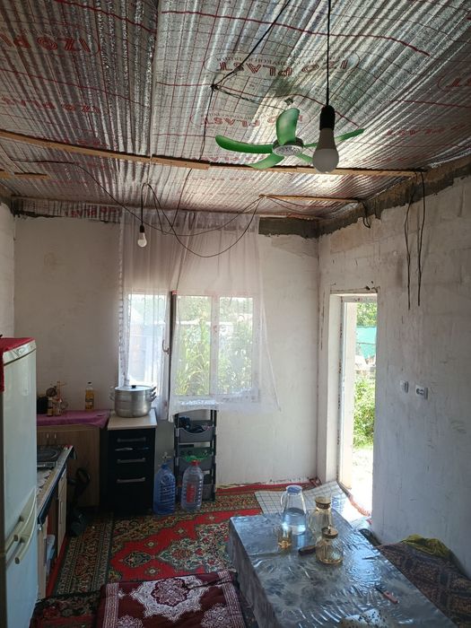 Уй сотилади ховли