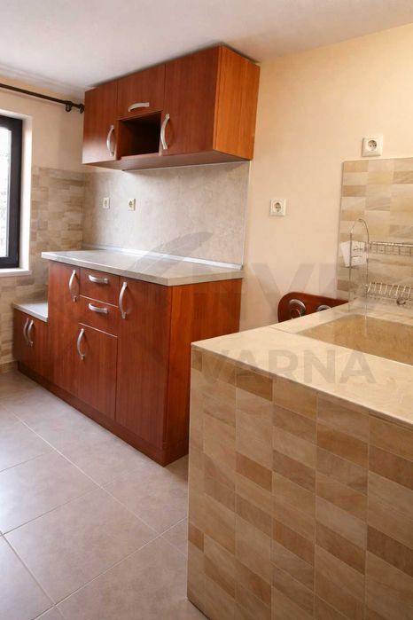 Дава се под наем двустаен апартамент в Бриз! 2578952