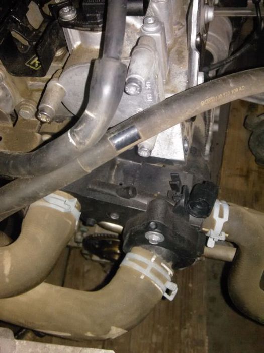Termostat Skoda Octavia 1,1.4 benzina,an fabr. 2010