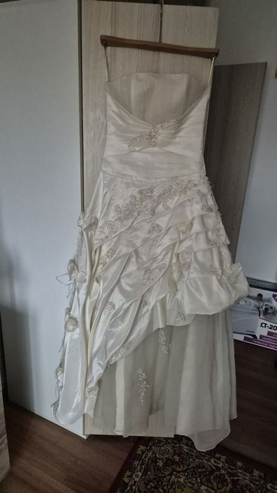 De vanzare rochie mireasa