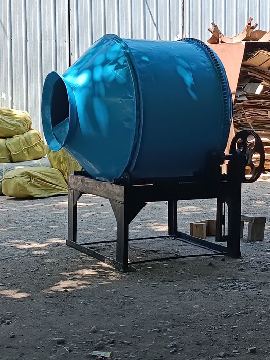 Продам бетономешалку