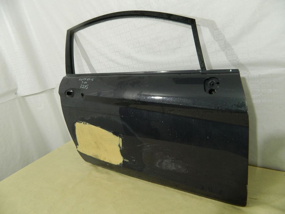 Usa dreapta Ford Fiesta , 2009, 2010, 2011, 2012, 2013, 2014, 2015, 2016, model 3 usi.