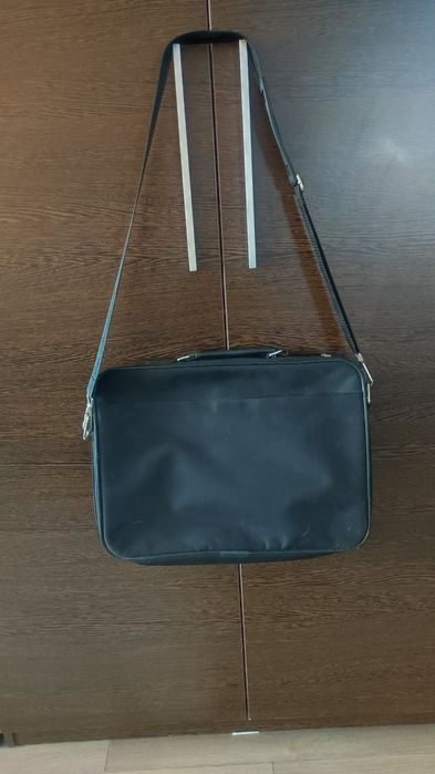 Geanta de umăr pentru laptop