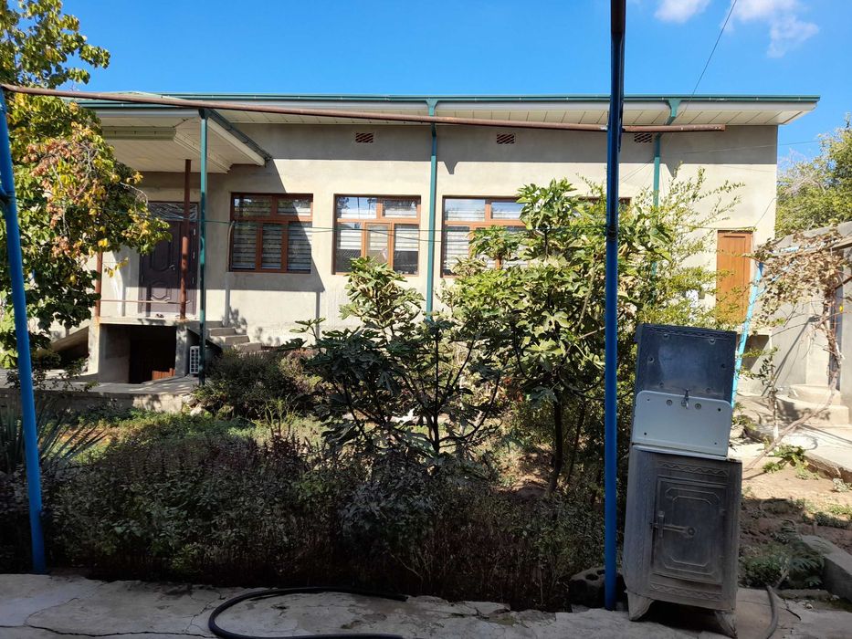 Барча қулайликларга эга ХОВЛИ СОТИЛАДИ