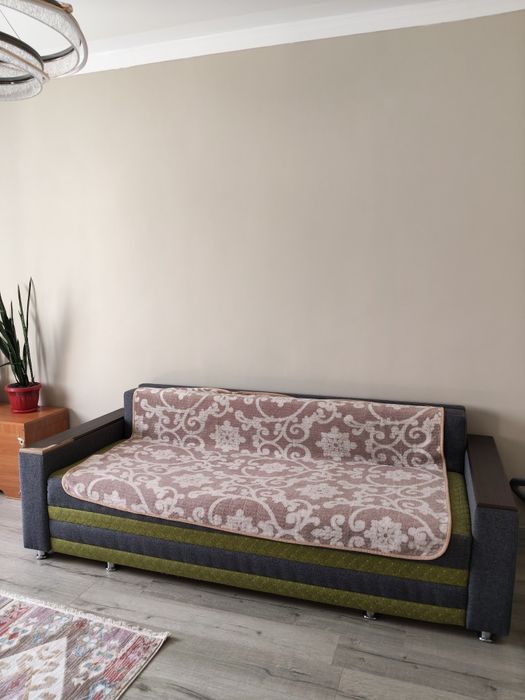 Диван Буу, состояние отличное