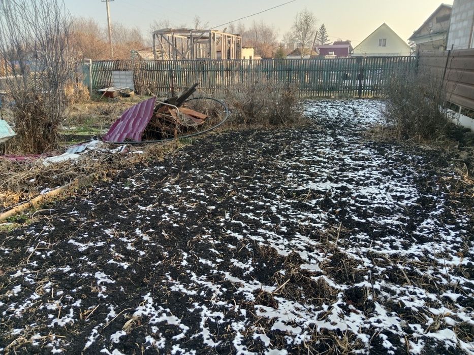 Продам дачу,общество "Локомотив"