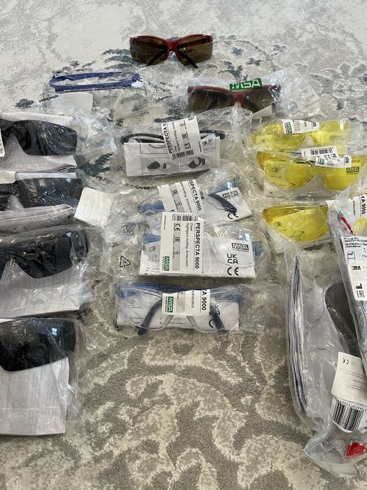 Спецодежда СИЗ, перчатки, очки, одноразовая одежда, tyvek