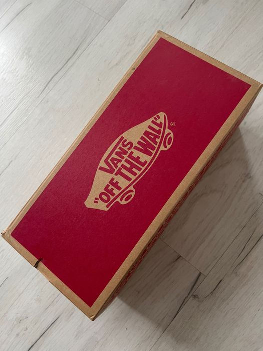 Vans 38.5 безупречни