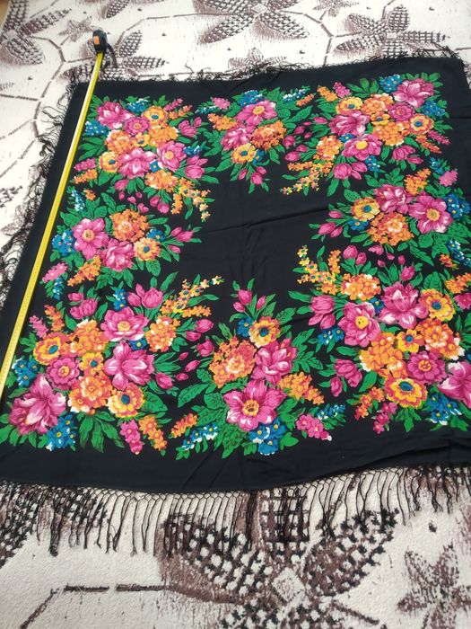 Шерстяной платок