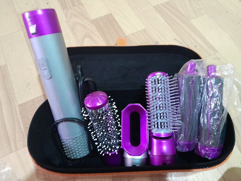 DYSON с 5 насадками