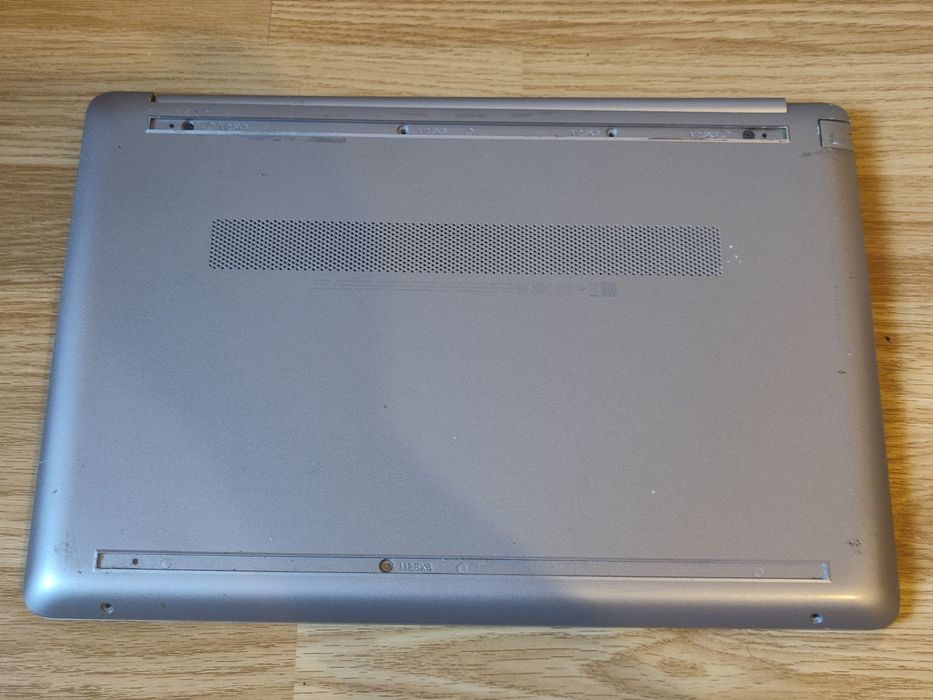 Carcasa Completa + Tastatura + Balamale - HP 250 G8