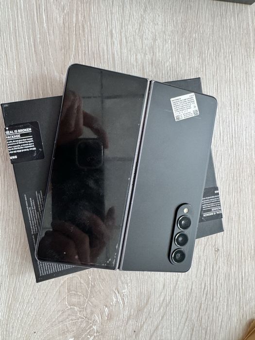 Продаю Galaxy Fold 4  512 gb