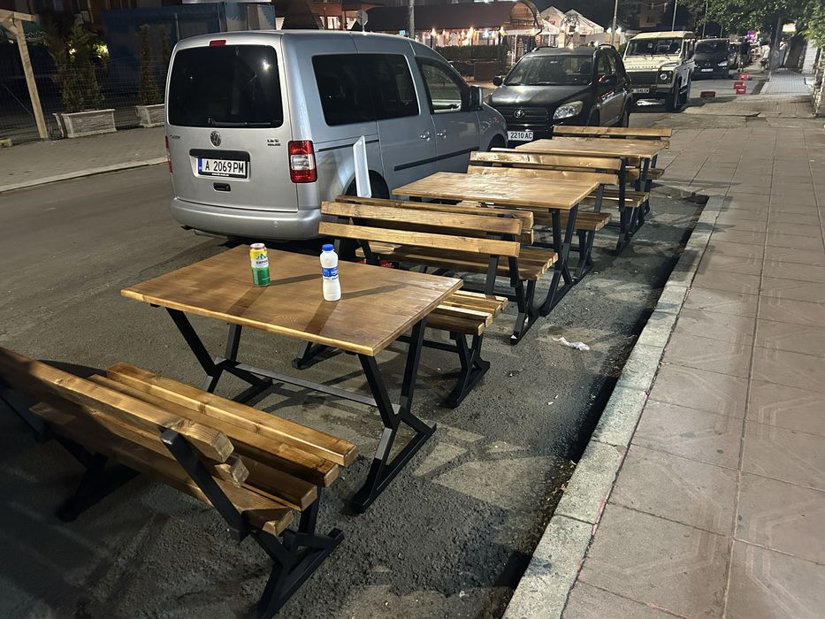 Метални крака за пейка