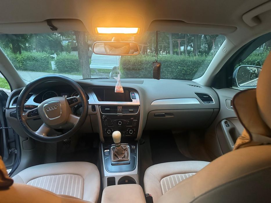 AUDI A4 Avant 2009 — imagine 4