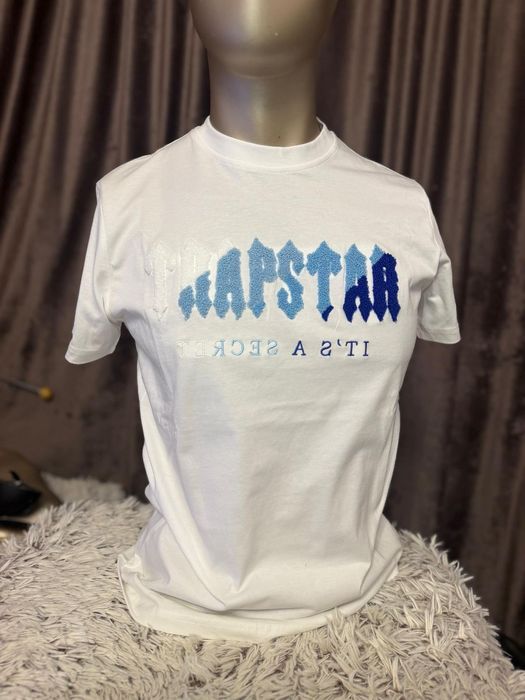 Tricou nou cu eticheta