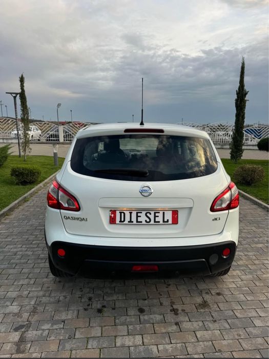 Nissan qashqai 2011 euro 5 4x4