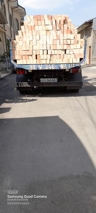 Pishgan g'isht. Yetkazib berish xizmati bor.