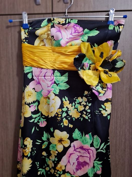 Rochie eleganta cu flori