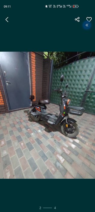 Скутер sky way m800