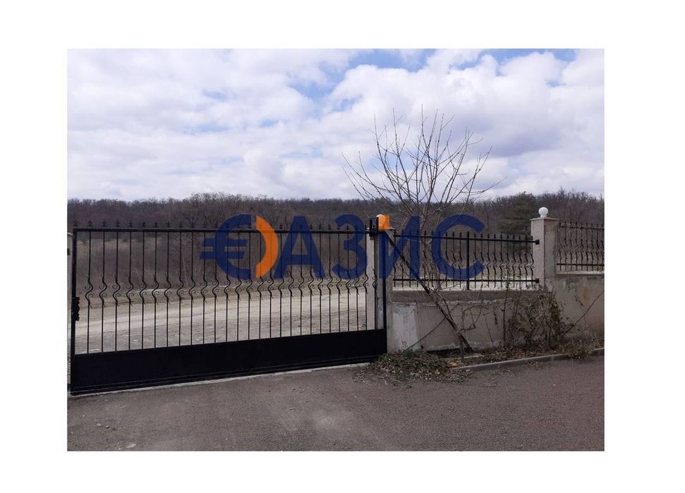 Продава се Къща в Свети Влас - 204 кв.м за 650 €/кв.м - Снимка #1