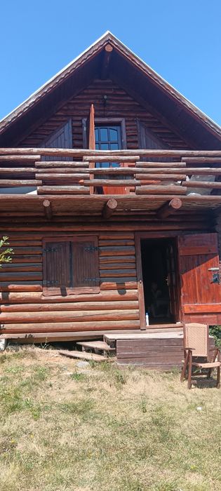 Pentru relocare: Casă din lemn rotund 60mp P+M+balcon