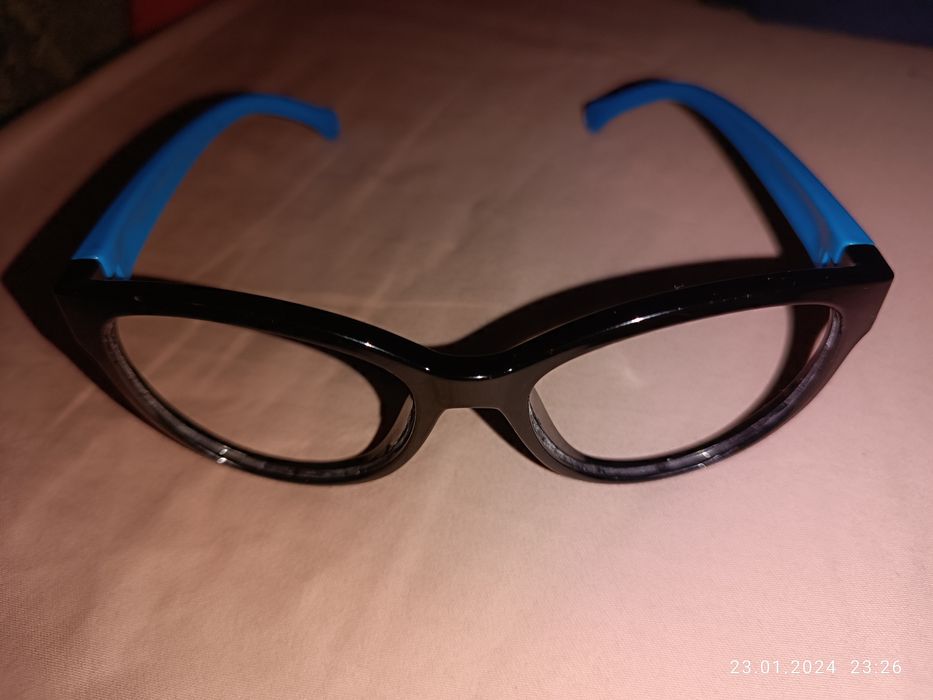 Оправа для детских оптических очков. От 6 до 10 лет. Силиконовая.