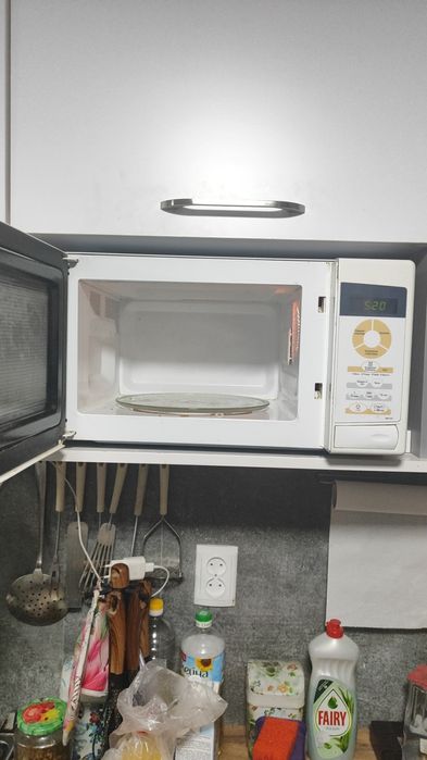 Микроволновая печь.