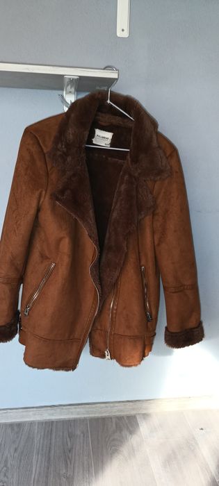 Cojoc blana dama Pull&Bear mărimea L