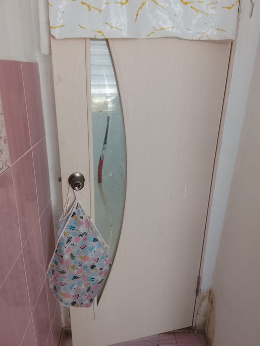 Все двери продам срочно