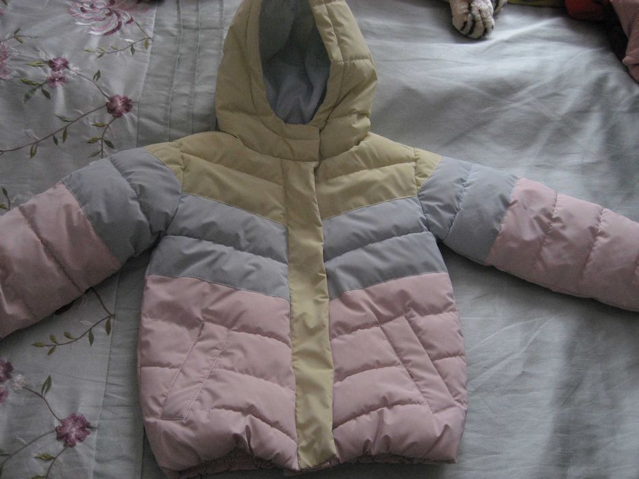 Якета за сестри и бански