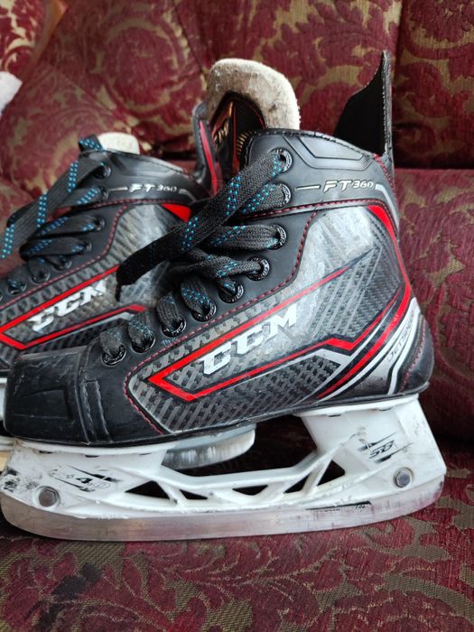 Коньки CCM FT360