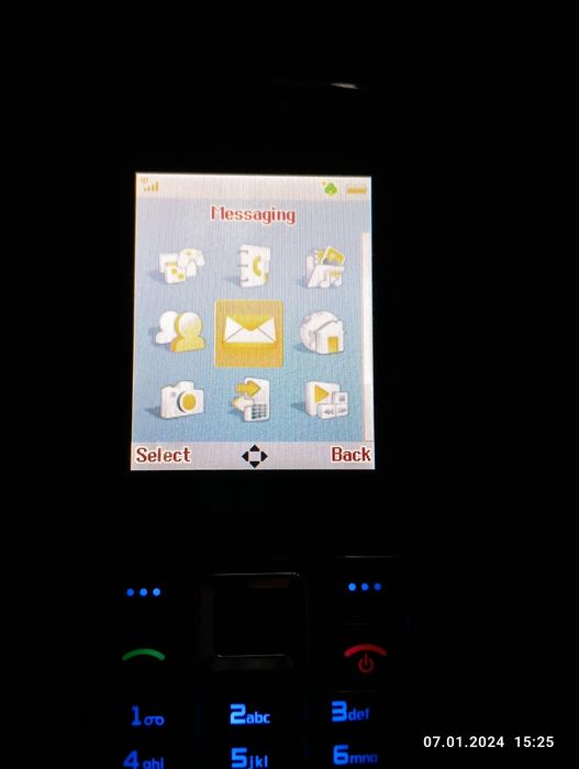 Telefon cu butoane ZTE ROME