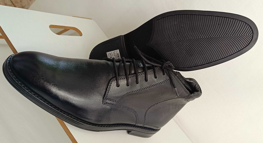 Ghete lace up 44.5 plain toe premium Clarks NOI piele naturala moale