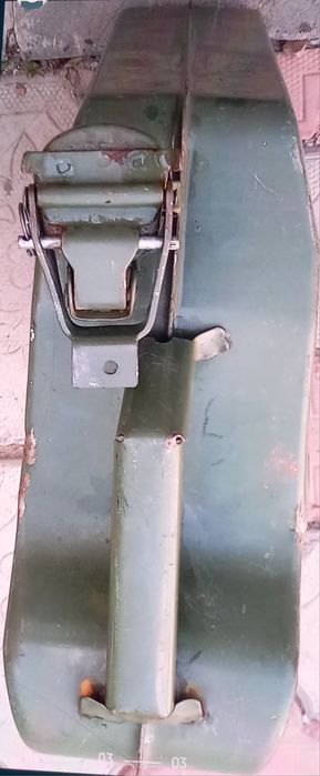 Канистр металлические б.у