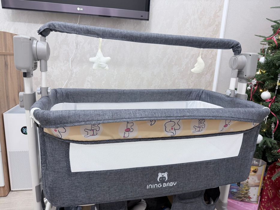 Кроватка удобная  12к