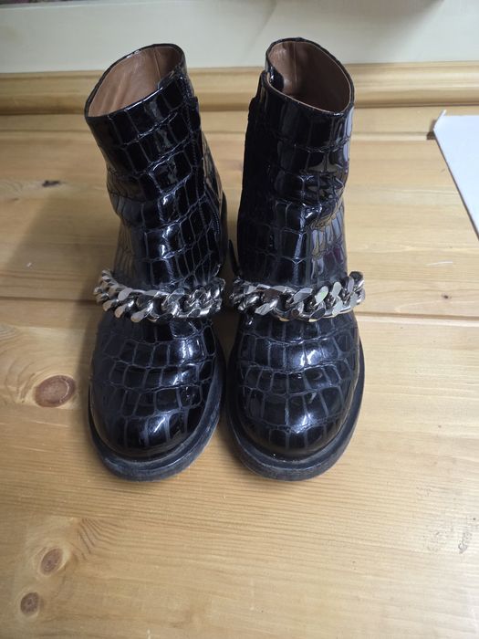 Дамски обувки(боти) Givenchy