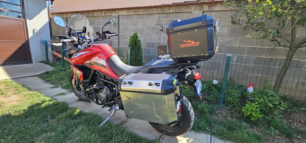Triumph Tiger 900 GT – echipare Touring / Adventure