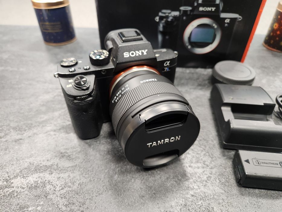 Sony A7S2 с обектив Tamron 35/2.8