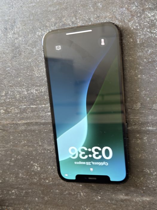 iPhone 12 pro синий