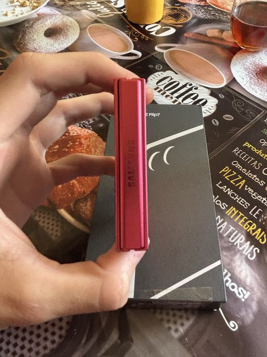 Z flip 7 Чисто нов