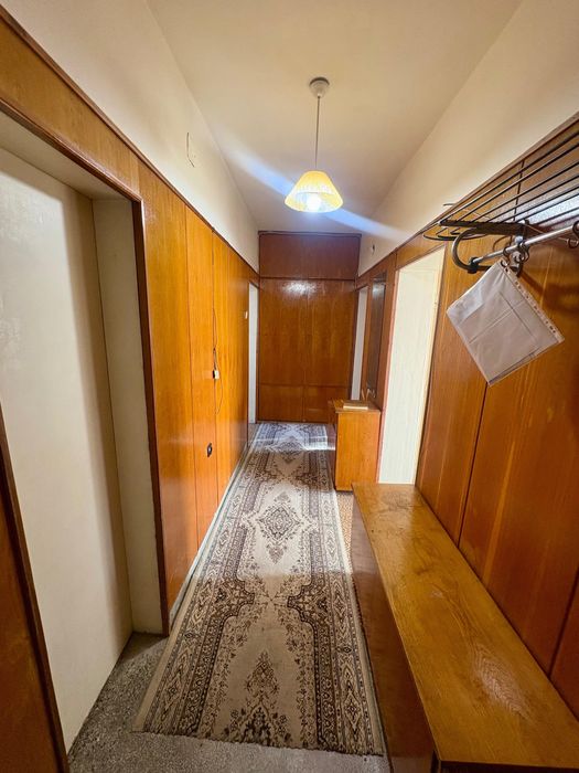 Тристаен Тухлен Апартамент В Центъра на гр. Търговище