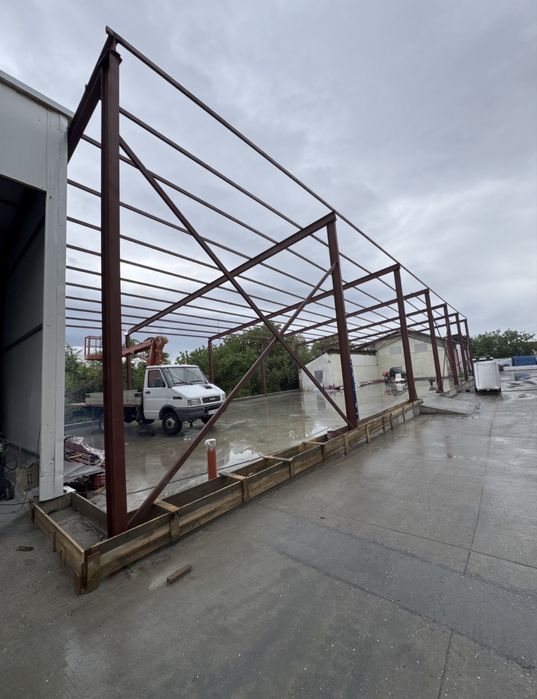 Vand structură hala metalica cu suprafata de 200 mp 10x20x4 ipe 160