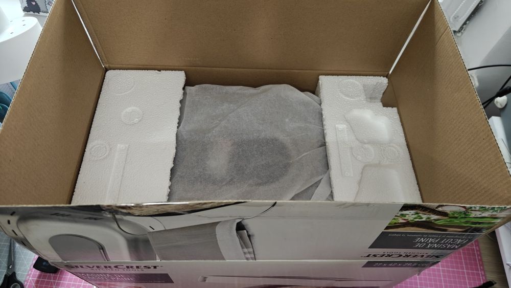 Mașina de făcut pâine SilverCrest SBB 850 E1