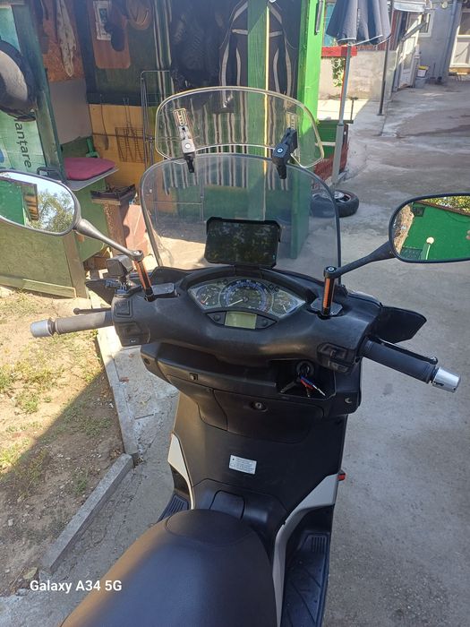 Yamaha xmax 250 carburatie