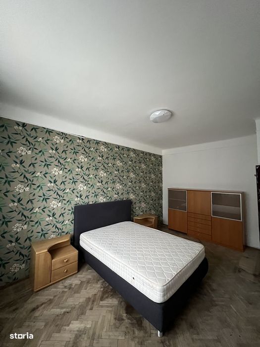 Garsonieră decomandată Primărie Universitate 3/4 mobilată