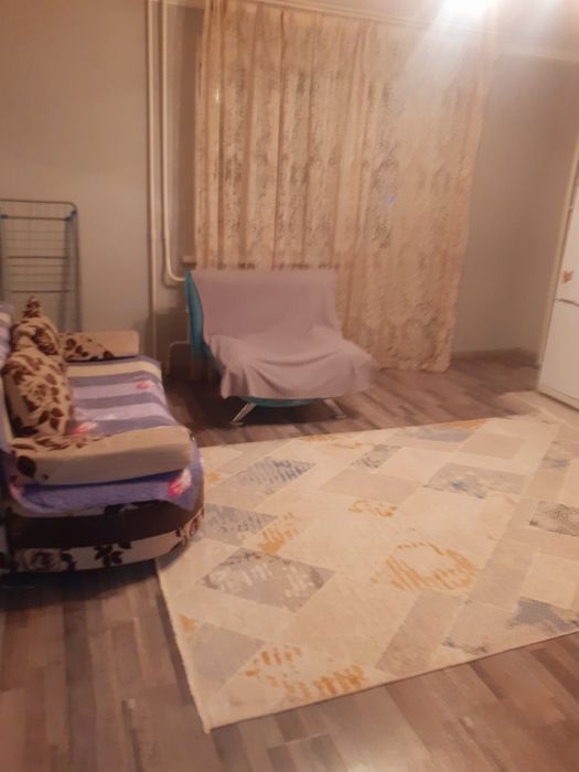 Посуточно квартира район Евразия